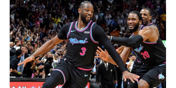 Wade vuole scambiare le maglie con Jordan